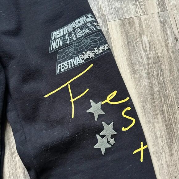 Travis Scott Astroworld Festival Utopia Concert Sweatpants Merch Size Medium - Picture 4 of 6